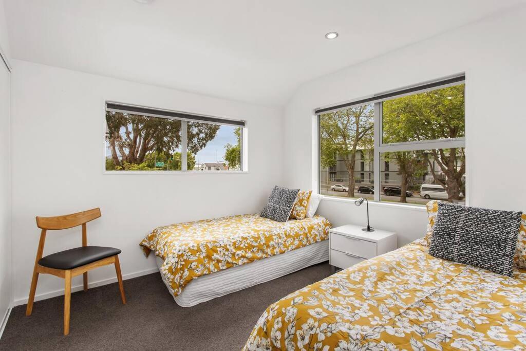 Convenient Urban Townhouse 2 Carparks Available Apartment Christchurch Exterior photo