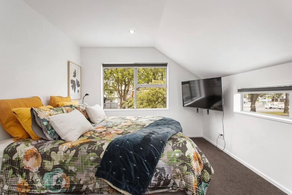 Convenient Urban Townhouse 2 Carparks Available Apartment Christchurch Exterior photo