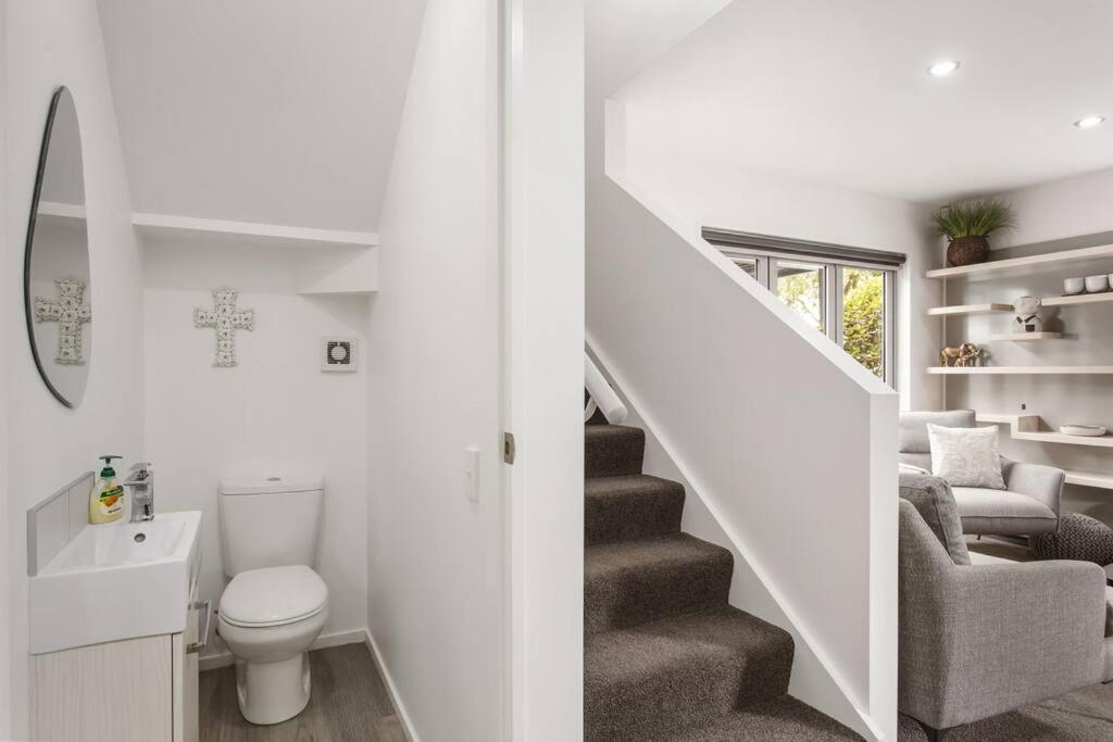 Convenient Urban Townhouse 2 Carparks Available Apartment Christchurch Exterior photo
